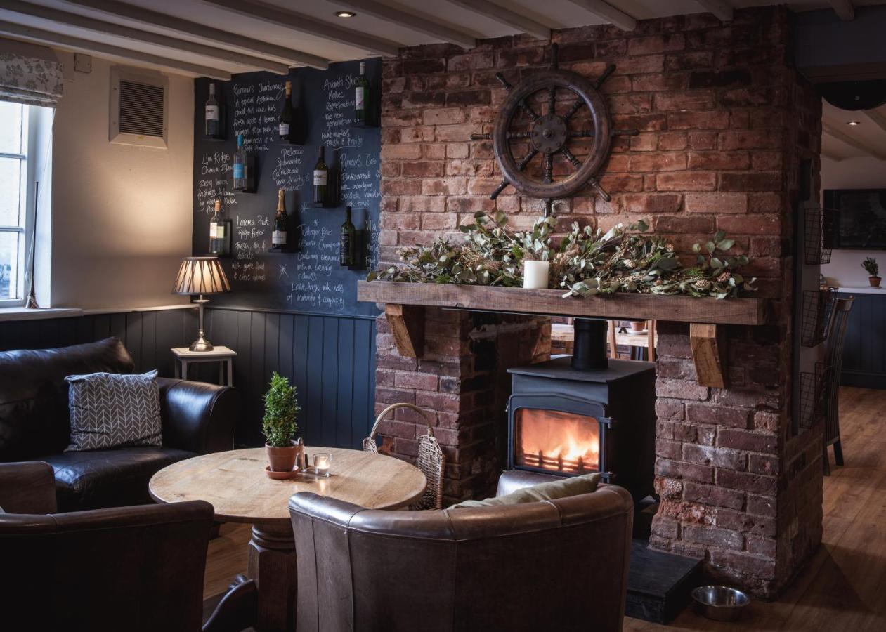 ホテル The Kings Arms Otterton バッドリー・ソルタートン エクステリア 写真