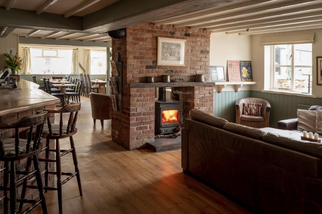 ホテル The Kings Arms Otterton バッドリー・ソルタートン エクステリア 写真